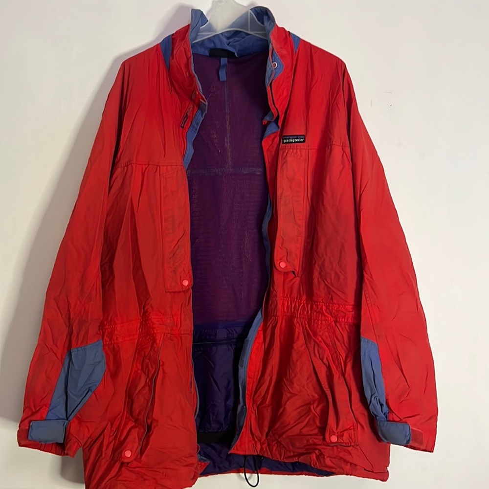 Vintage Patagonia Men’s Tall Red Jacket